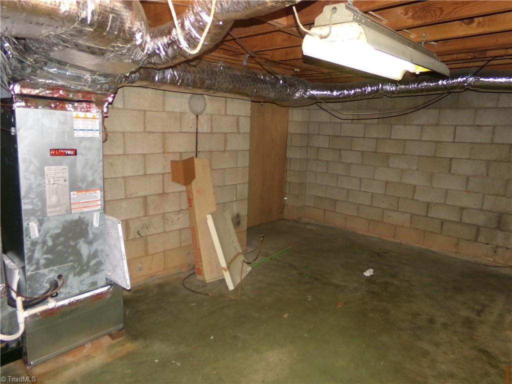 3850 Whitehaven Road Winston-Salem, NC 27106 - Photo 32 of 33