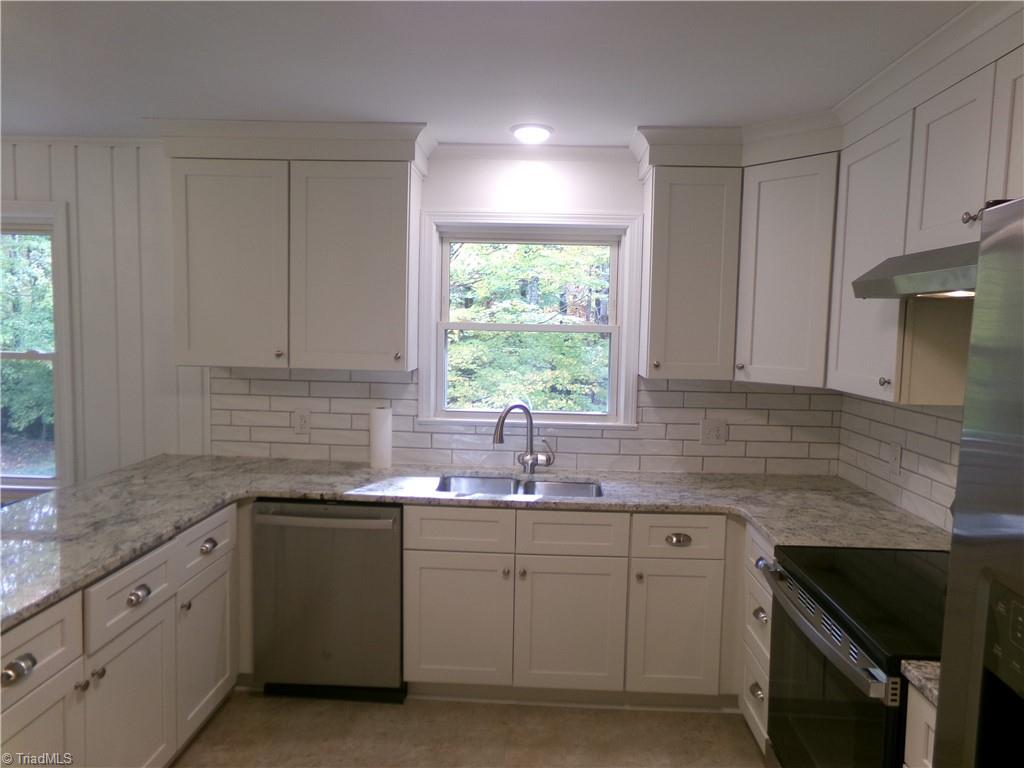 3850 Whitehaven Road Winston-Salem, NC 27106 - Photo 8 of 33