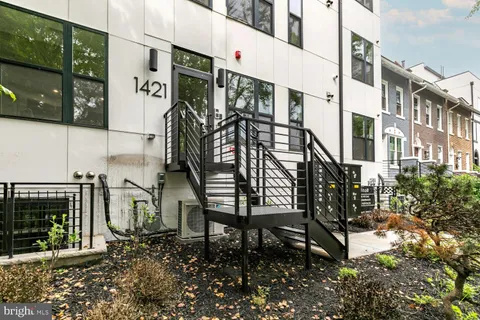 $329,900 | 1421 Spring Road Northwest, Unit 104, Washington, DC 20010