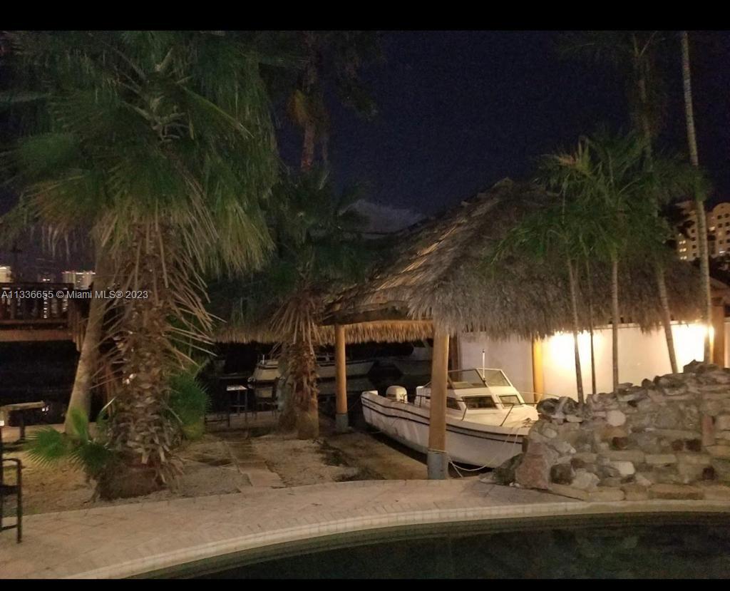 Spring Garden Miami, FL 33136 - Photo 4 of 10