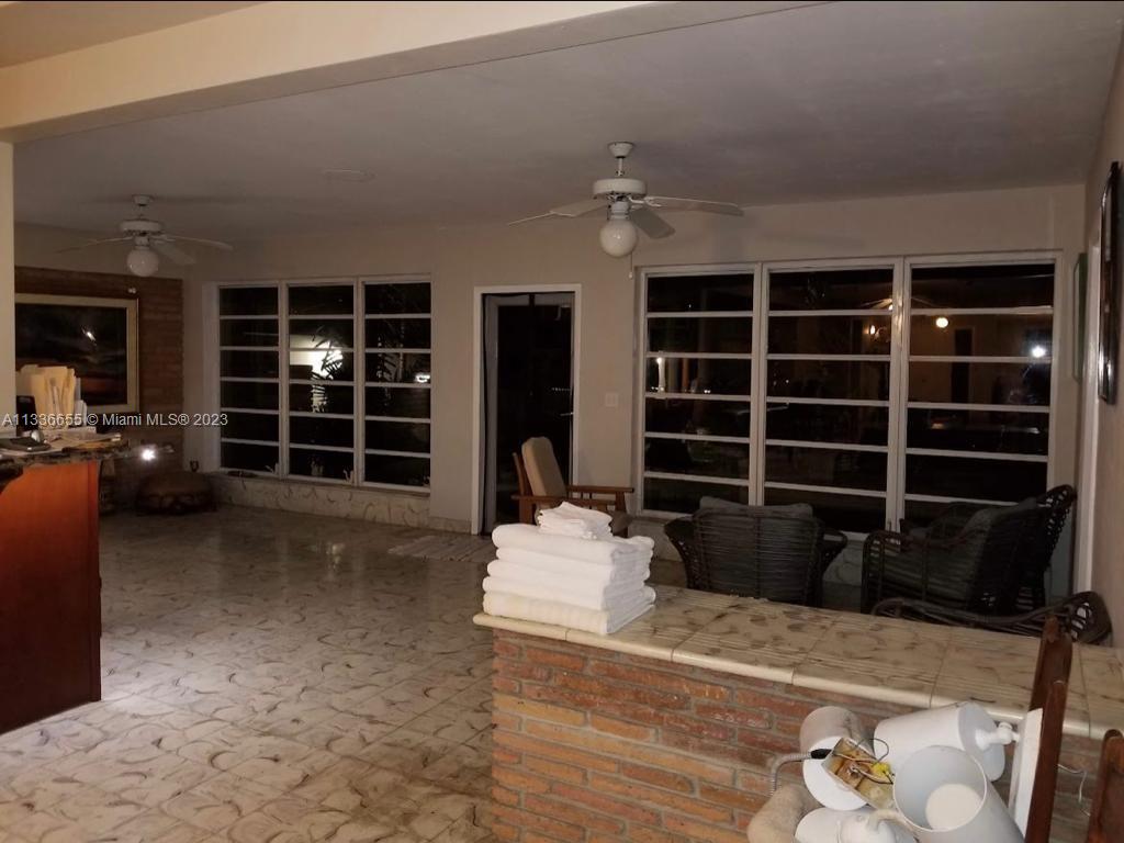 Spring Garden Miami, FL 33136 - Photo 6 of 10