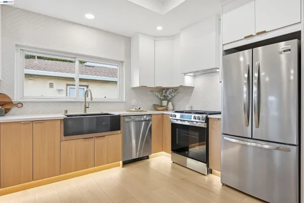 $998,000 | 22 Garden Road, Alameda, CA 94502