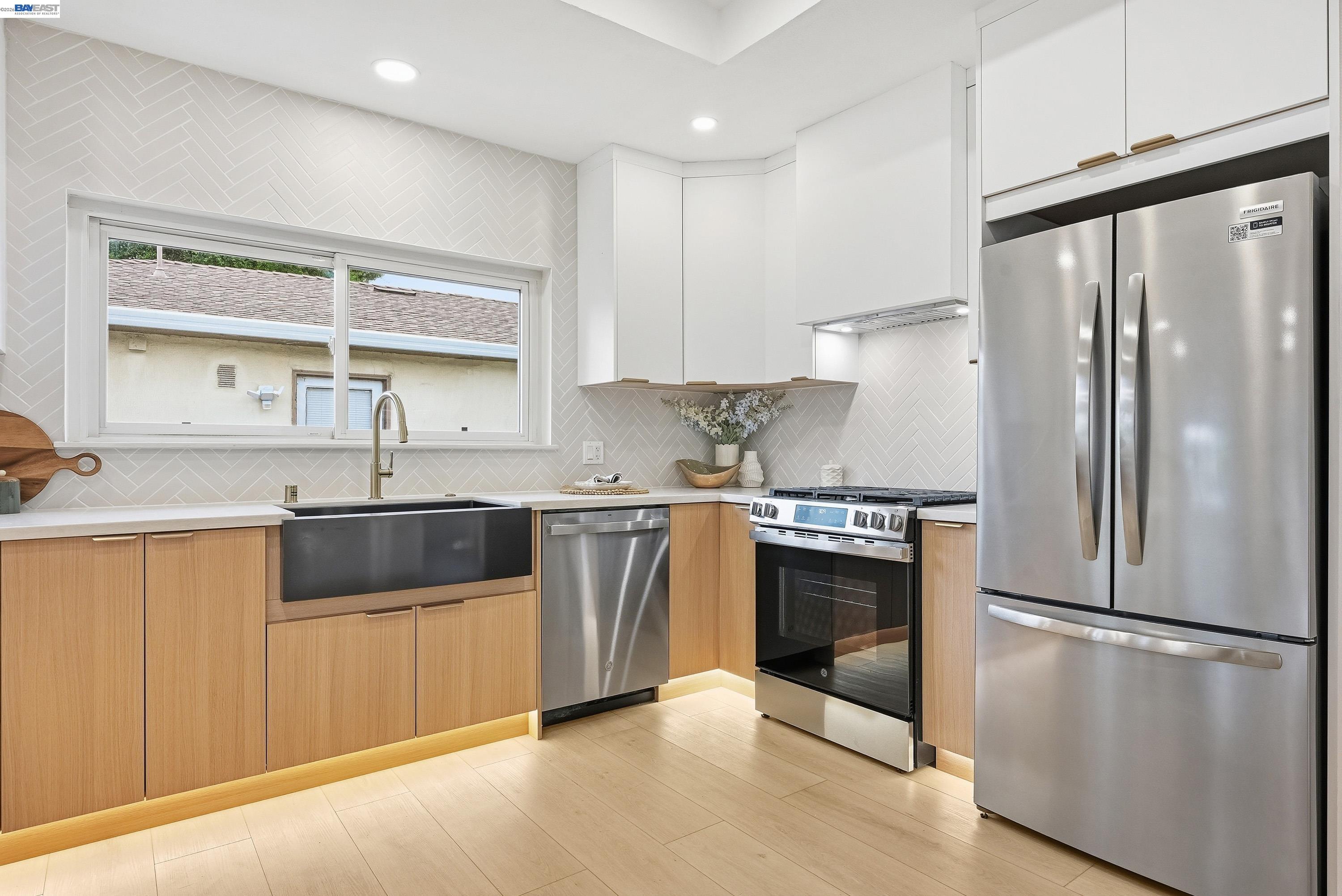 22 Garden Road Alameda, CA 94502 - Photo 14 of 45