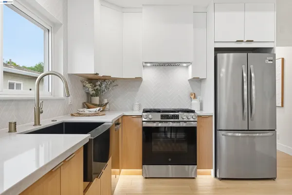 $998,000 | 22 Garden Road, Alameda, CA 94502