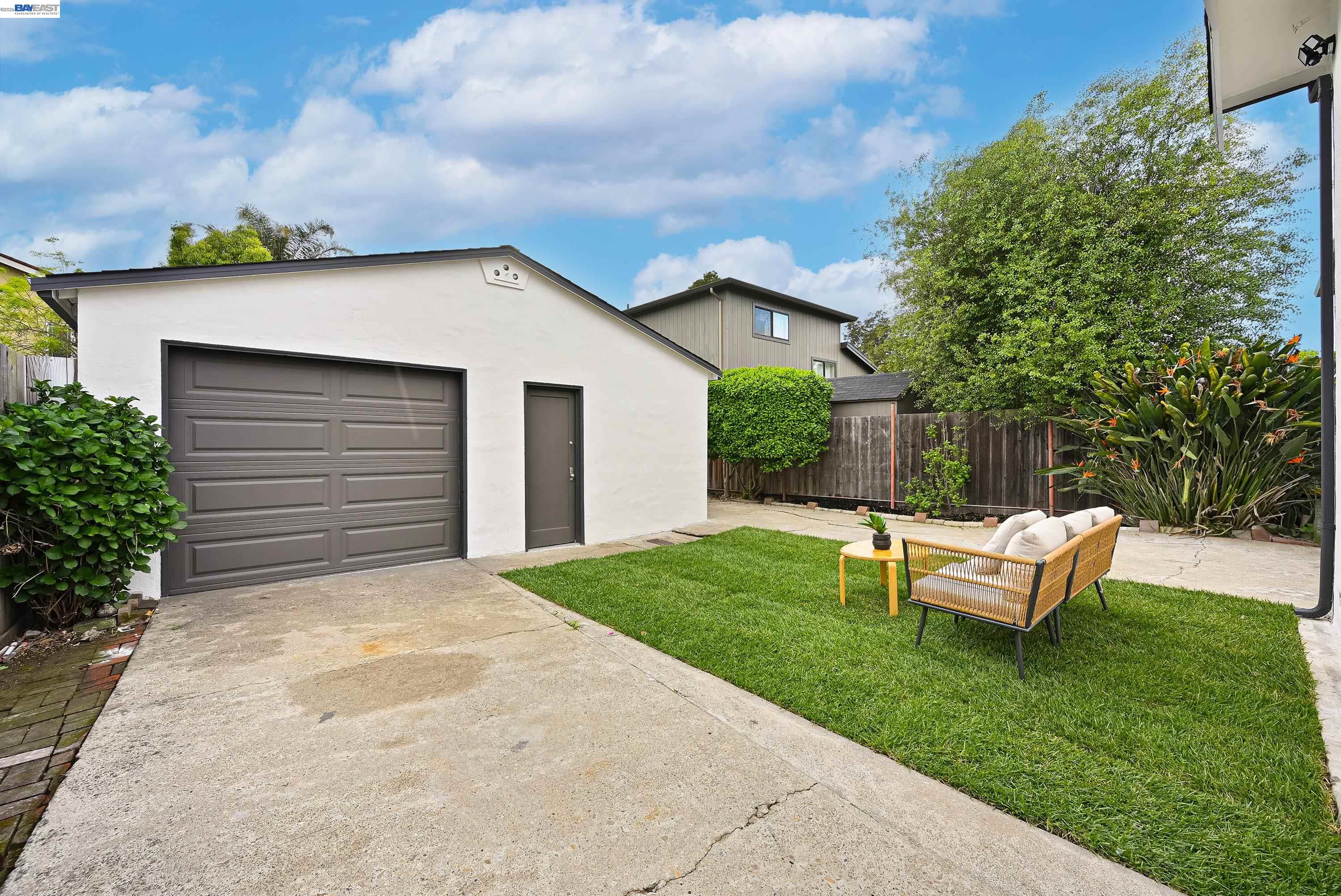 22 Garden Road Alameda, CA 94502 - Photo 32 of 45