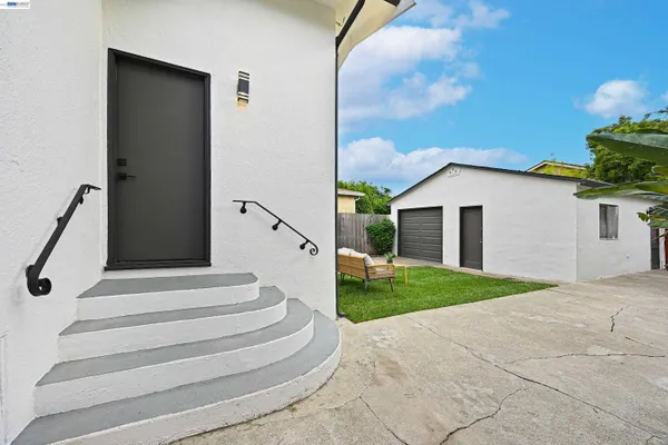 $998,000 | 22 Garden Road, Alameda, CA 94502