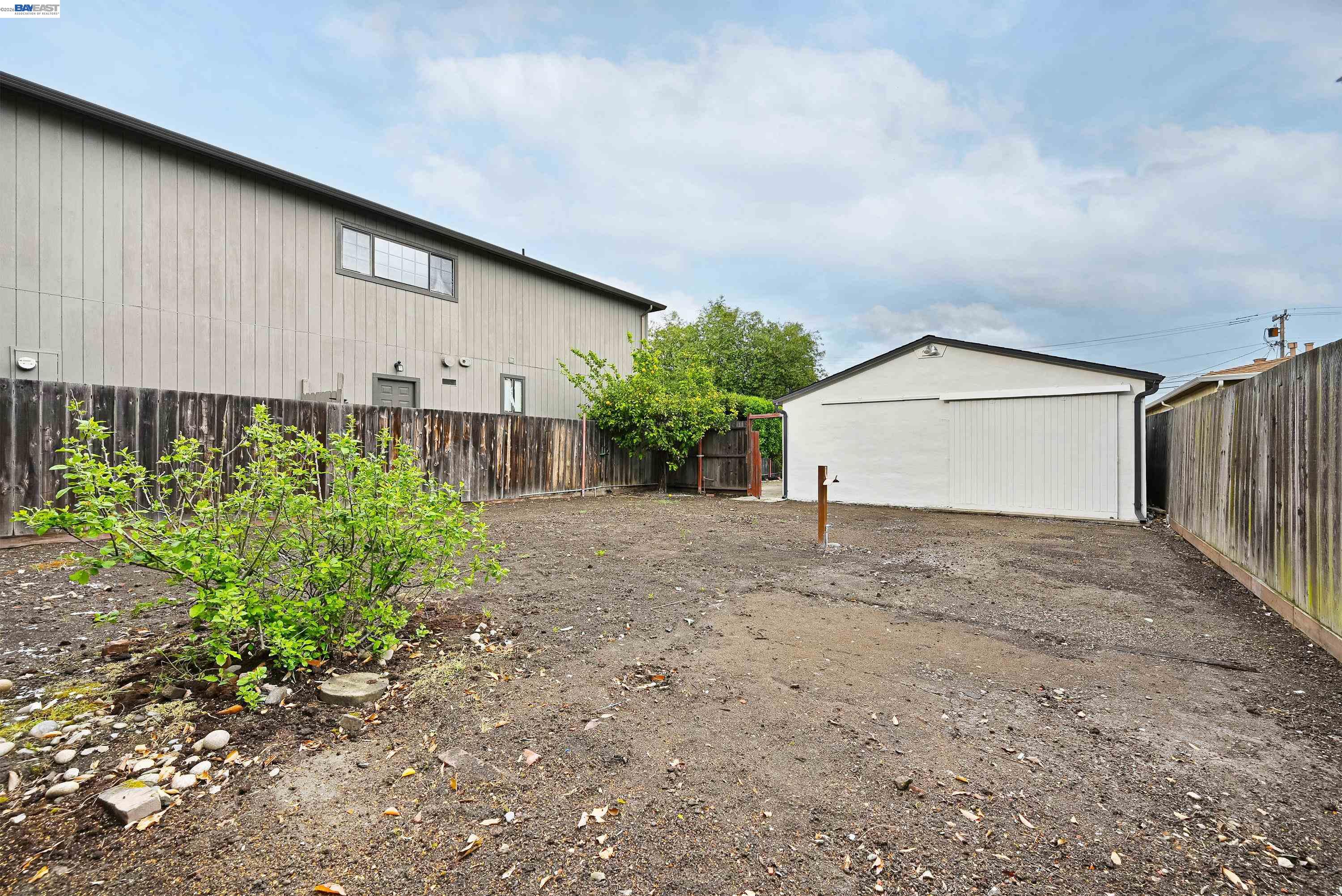 22 Garden Road Alameda, CA 94502 - Photo 38 of 45