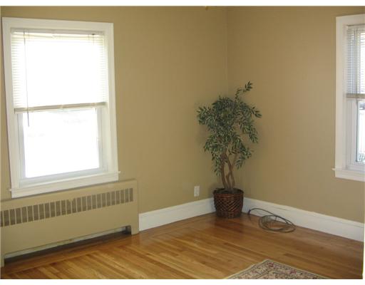 74 Oakton Street Woonsocket, RI 02895 - Photo 3 of 12 Living Room.