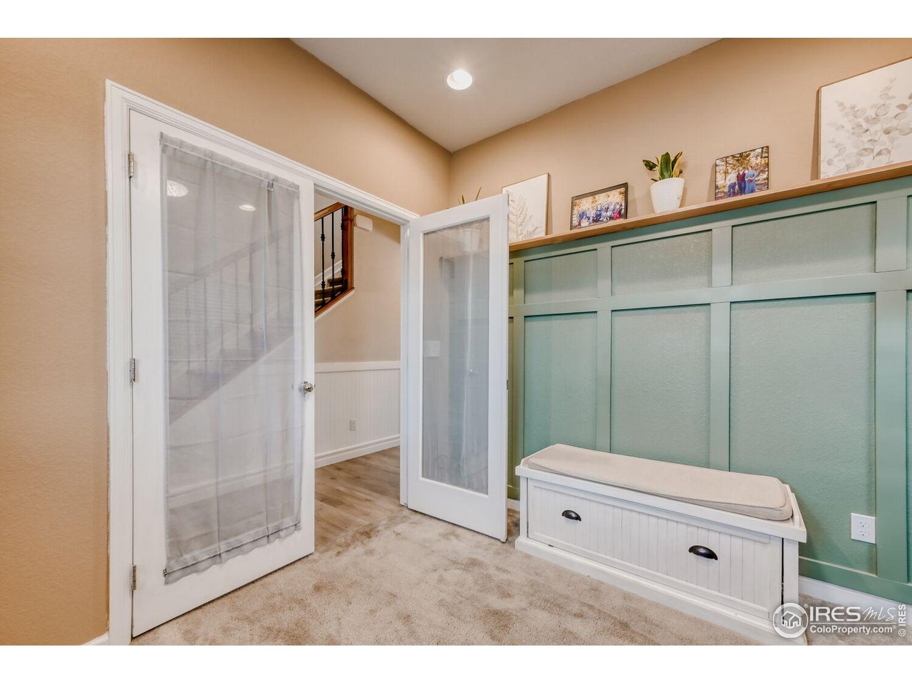 6112 Black Mesa Road Frederick, CO 80516 - Photo 10 of 45 a bathroom with a shower
