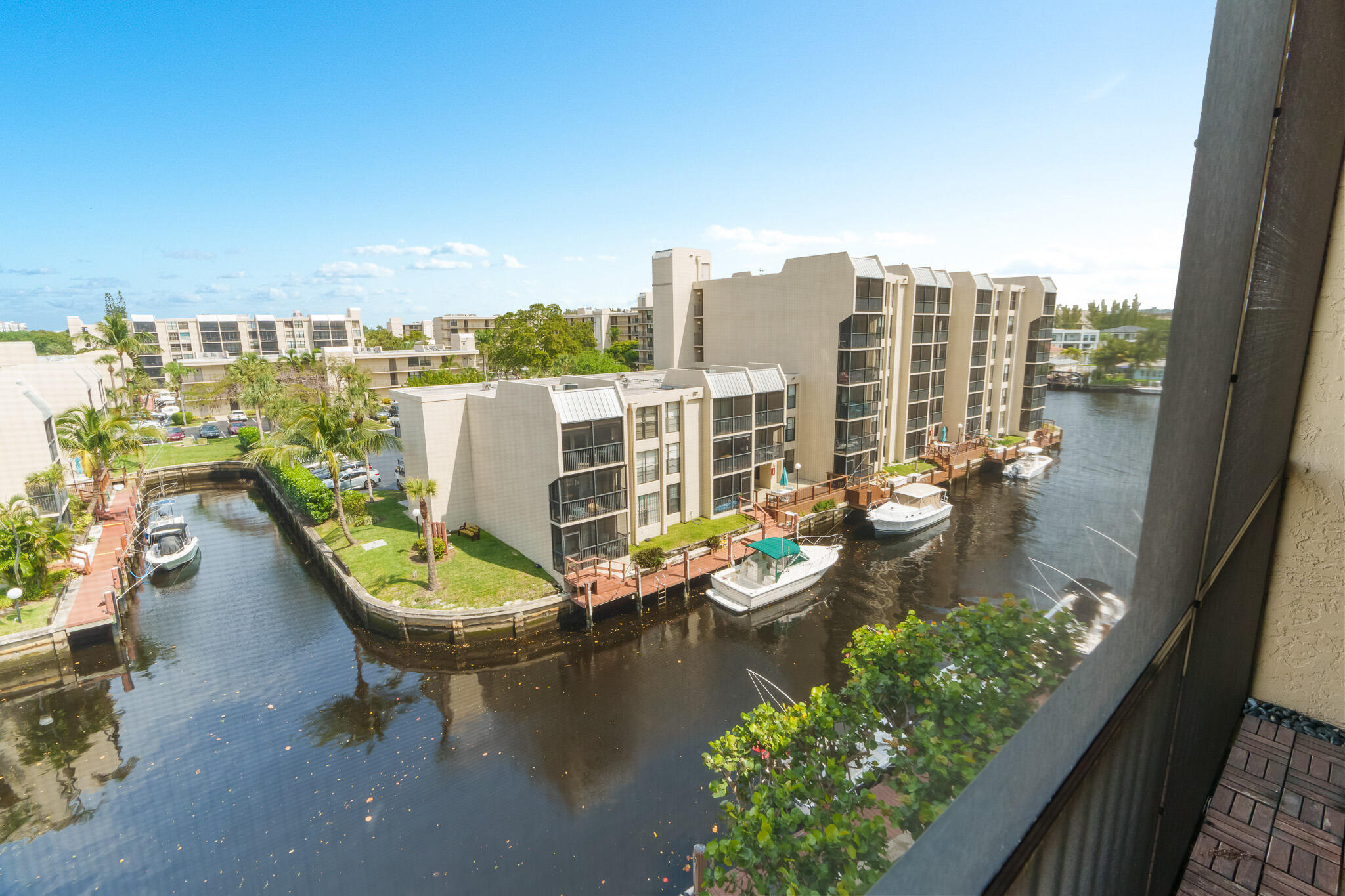 17 Royal Palm Way, Unit 503 Boca Raton, FL 33432 - Photo 45 of 60 DSC00337
