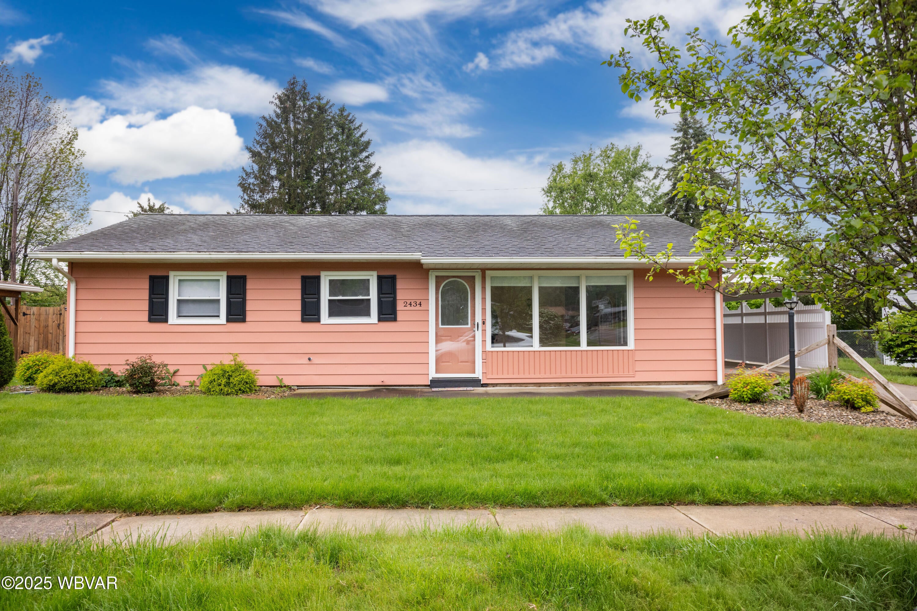 2434 Ritchey Street Williamsport, PA 17701 - Photo 1 of 32 CD6A7122-Edit