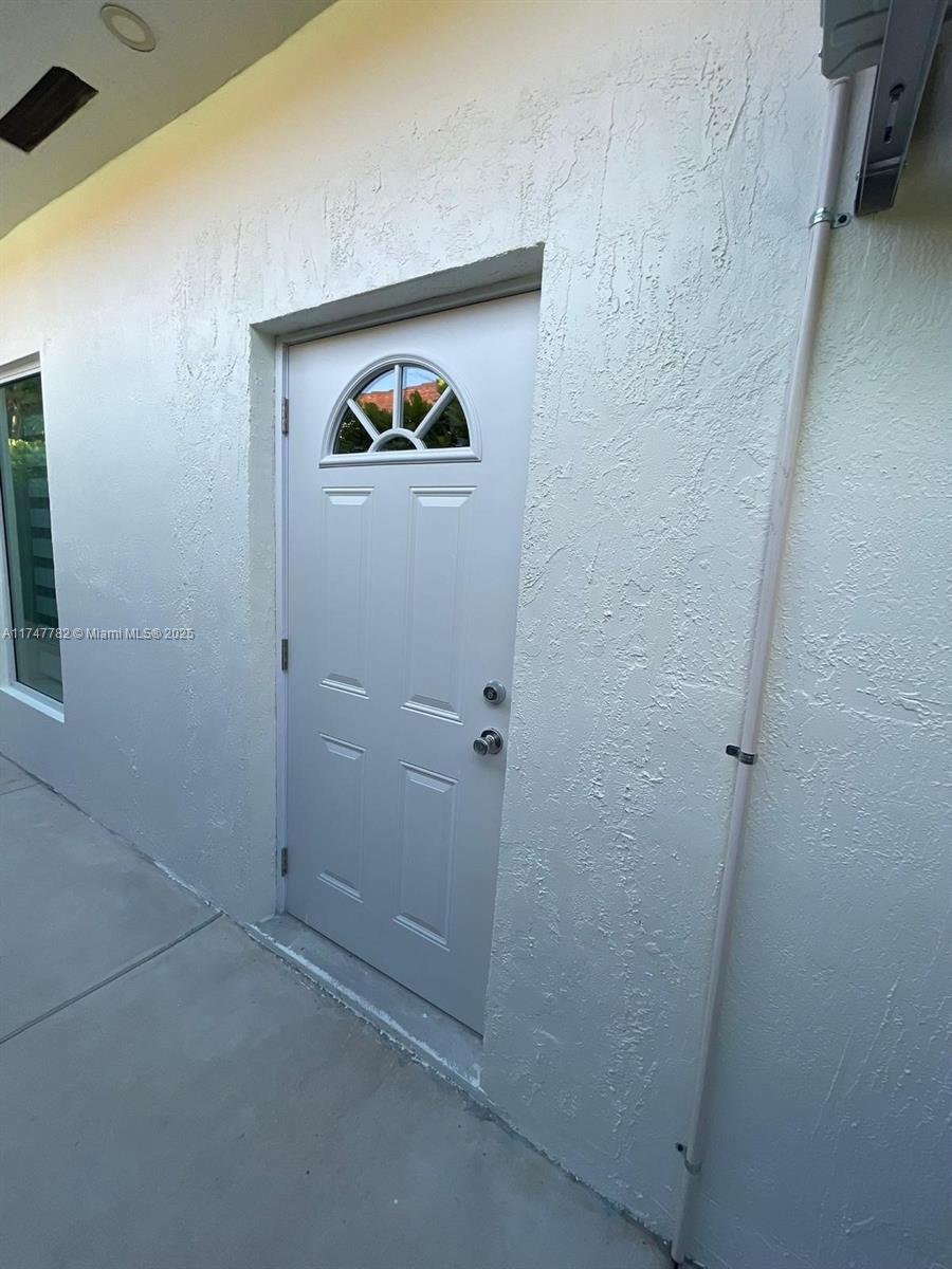 16520 Southwest 52nd Street, Unit 1 Miami, FL 33185 - Photo 4 of 7