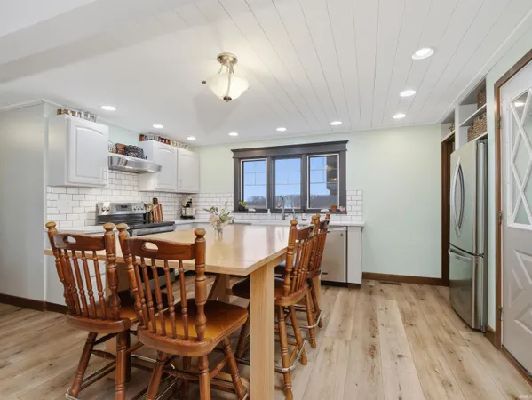 $269,900 | 8003 Hosler Road, Leo, IN 46765