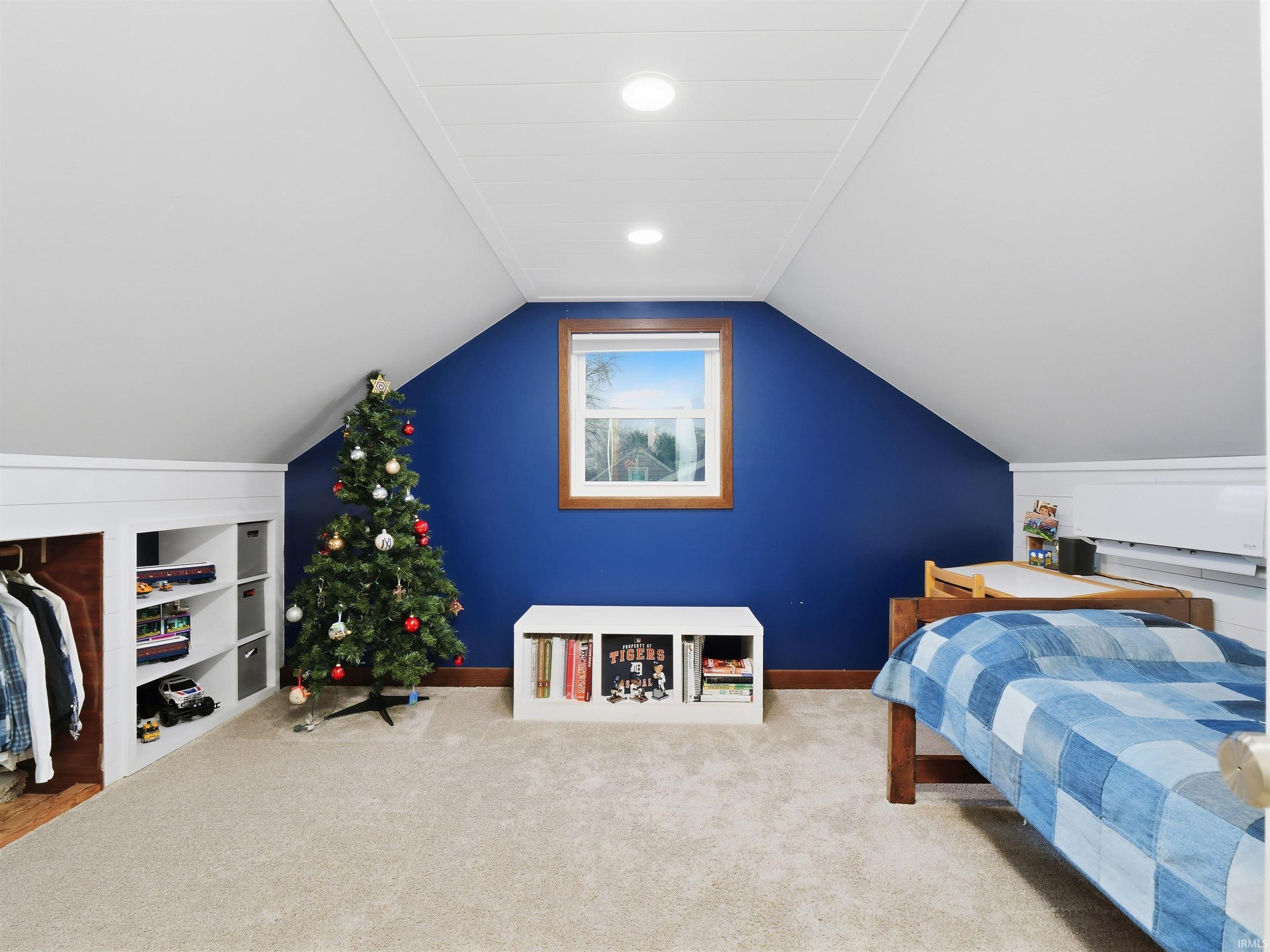 8003 Hosler Road Leo, IN 46765 - Photo 11 of 32