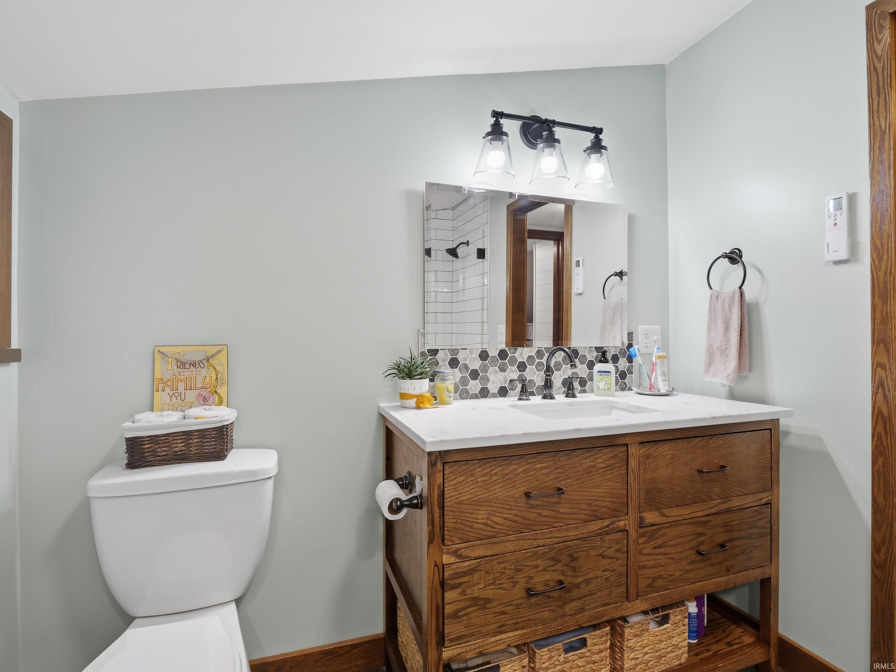 8003 Hosler Road Leo, IN 46765 - Photo 12 of 32