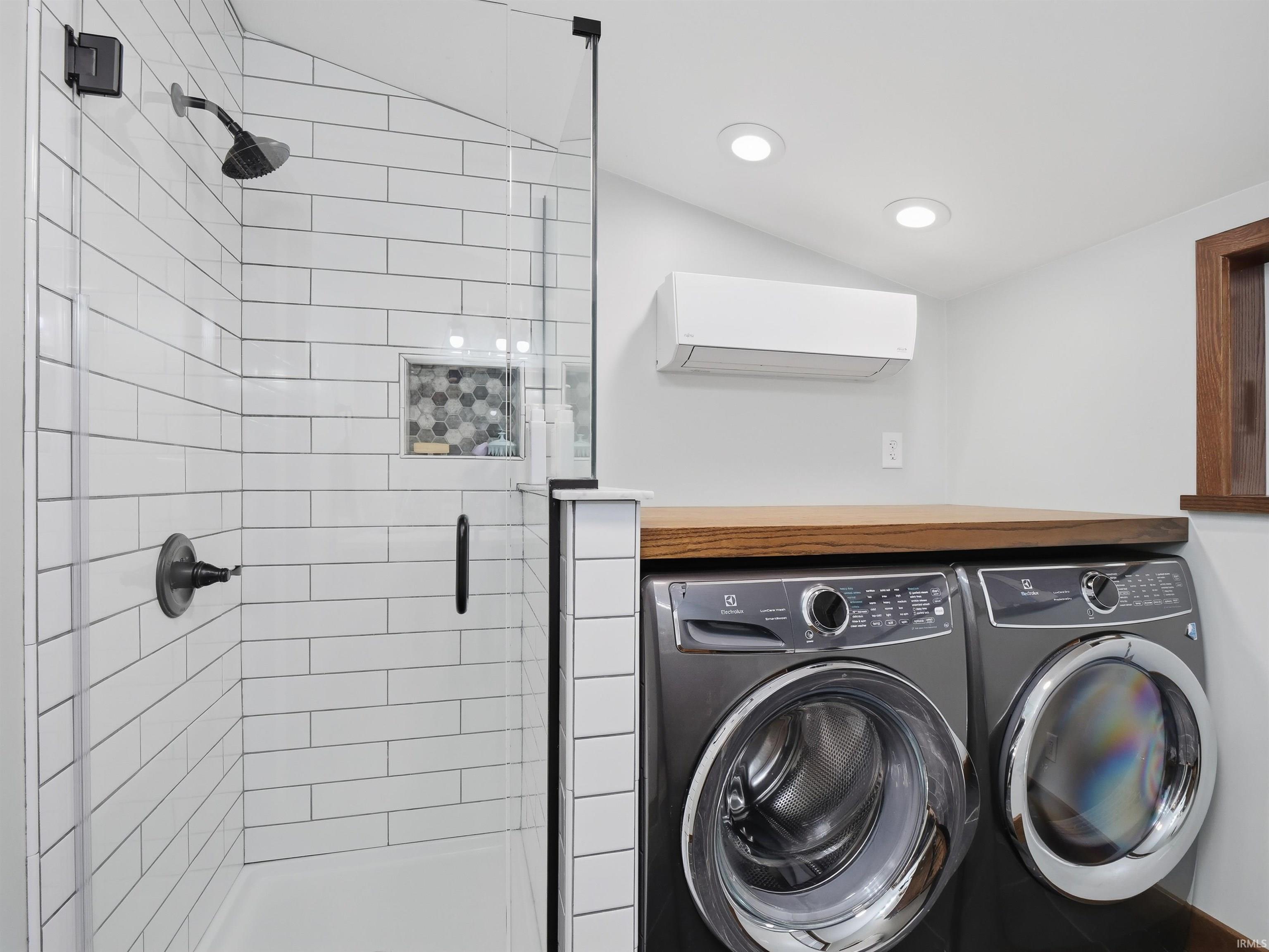 8003 Hosler Road Leo, IN 46765 - Photo 14 of 32