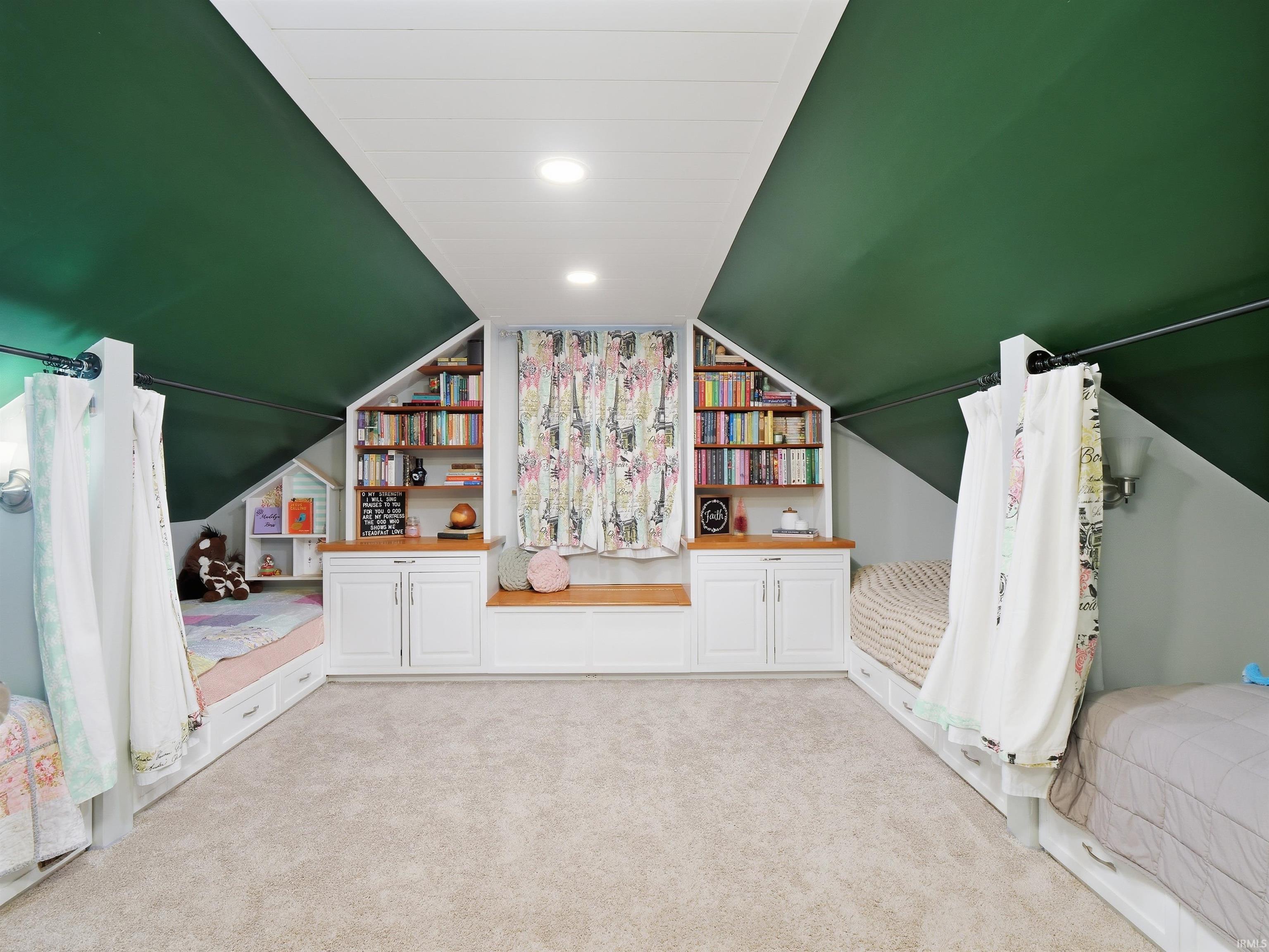 8003 Hosler Road Leo, IN 46765 - Photo 17 of 32