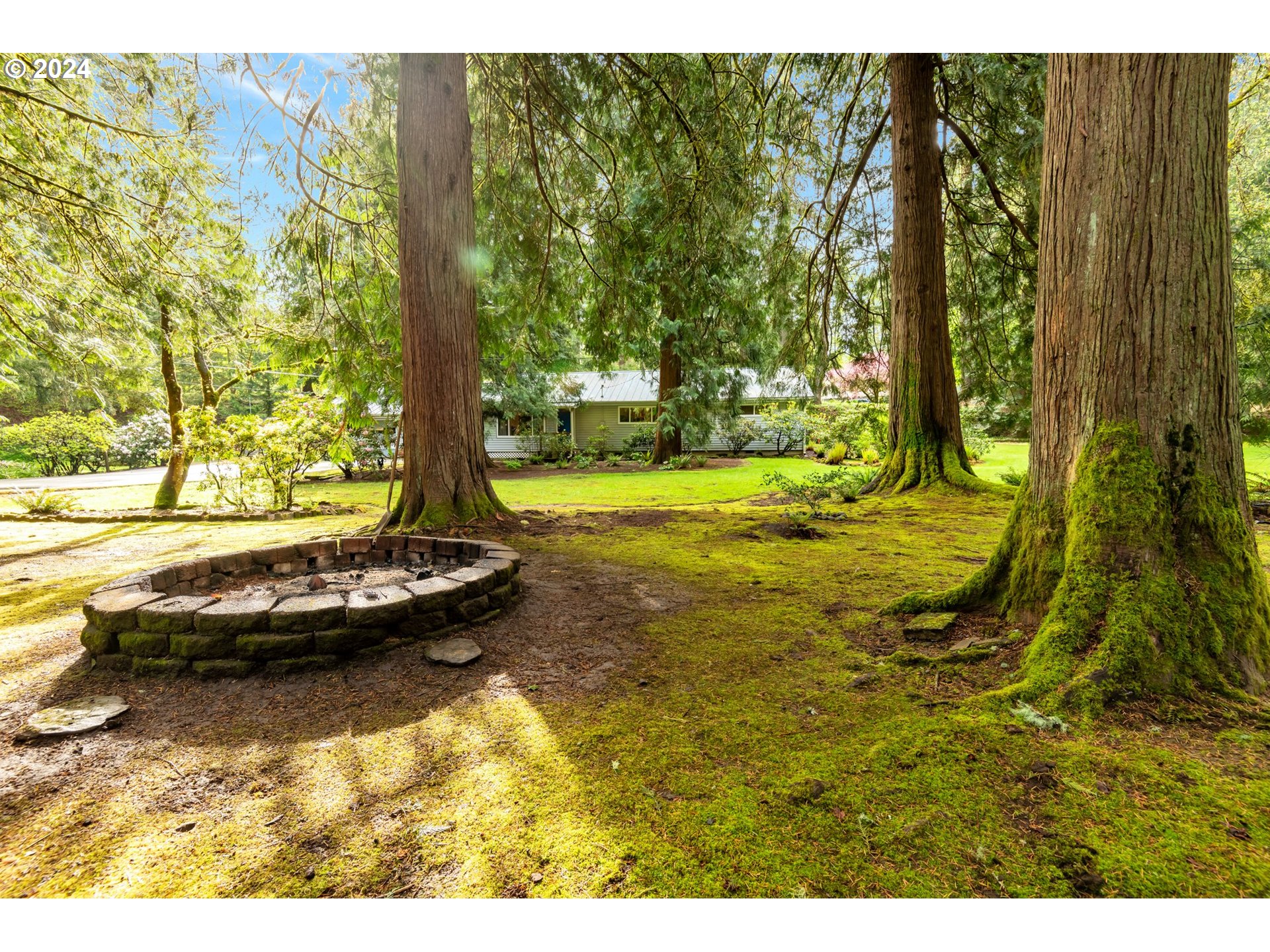 19216 South Neil Road Estacada, OR 97023 - Photo 1 of 33 a view of swimming pool with a yard