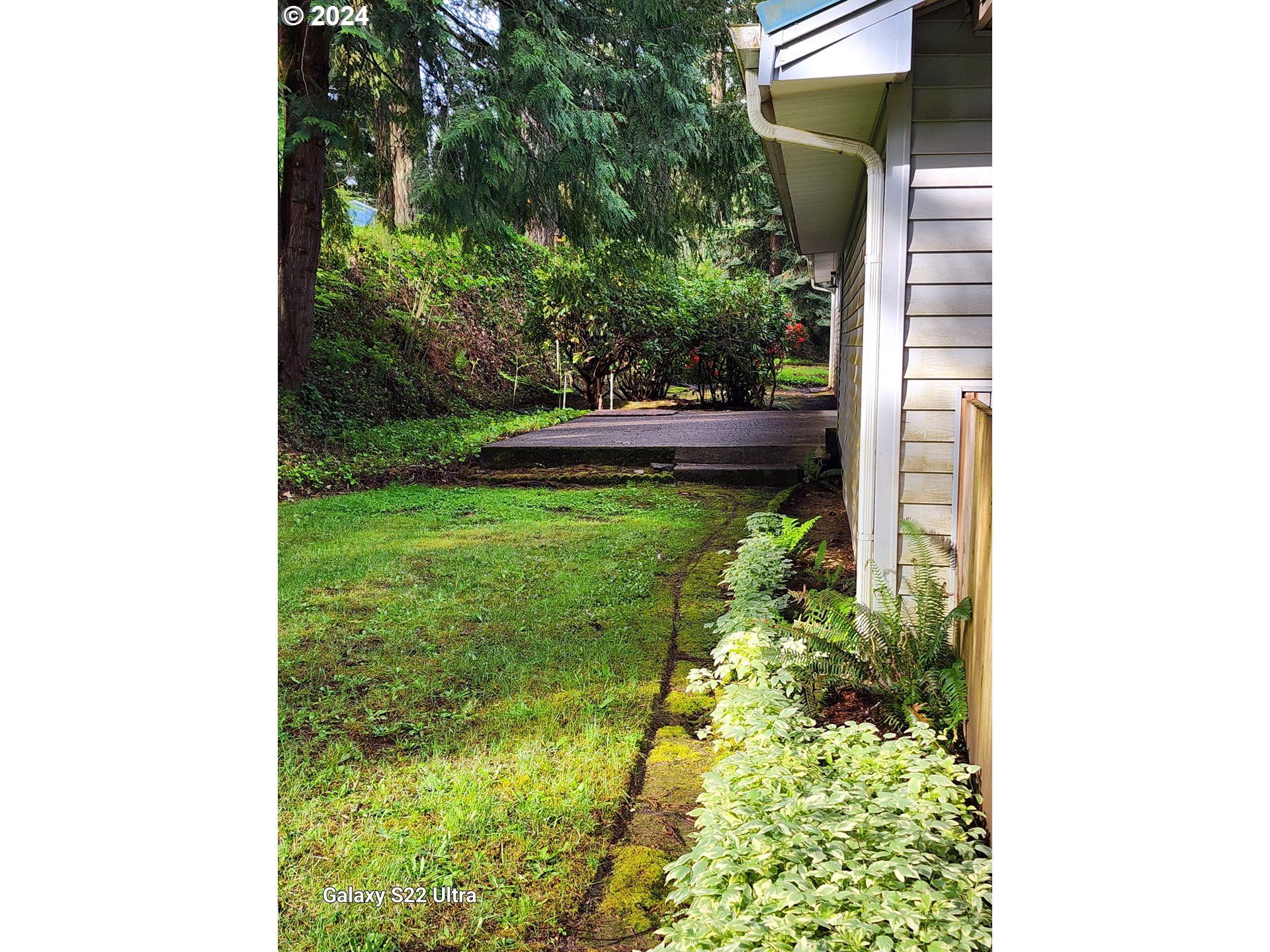 19216 South Neil Road Estacada, OR 97023 - Photo 29 of 33 a view of a garden