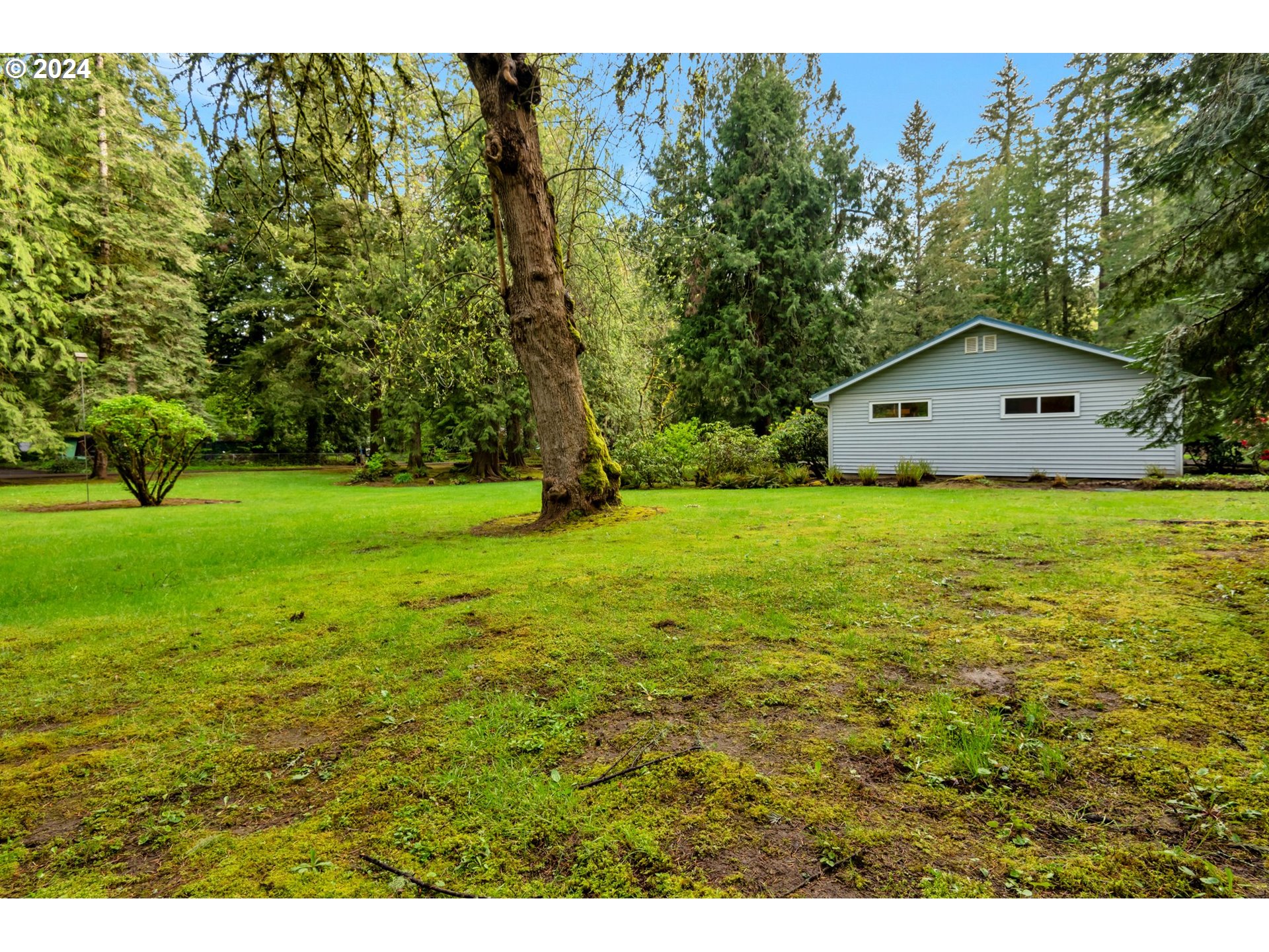 19216 South Neil Road Estacada, OR 97023 - Photo 31 of 33 a house view with a outdoor space