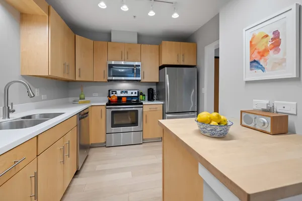 $635,000 | 20 Morgan Drive, Unit 24, Lebanon, NH 03766