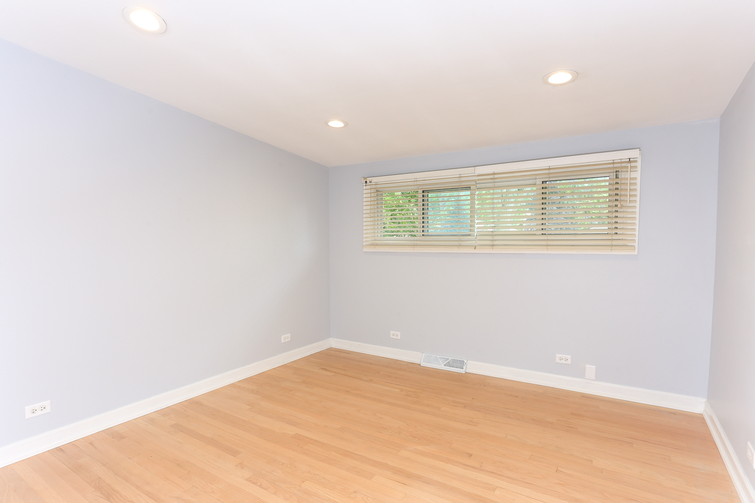 1125 Harms Road Glenview, IL 60025 - Photo 16 of 36 Gallery Image 16
