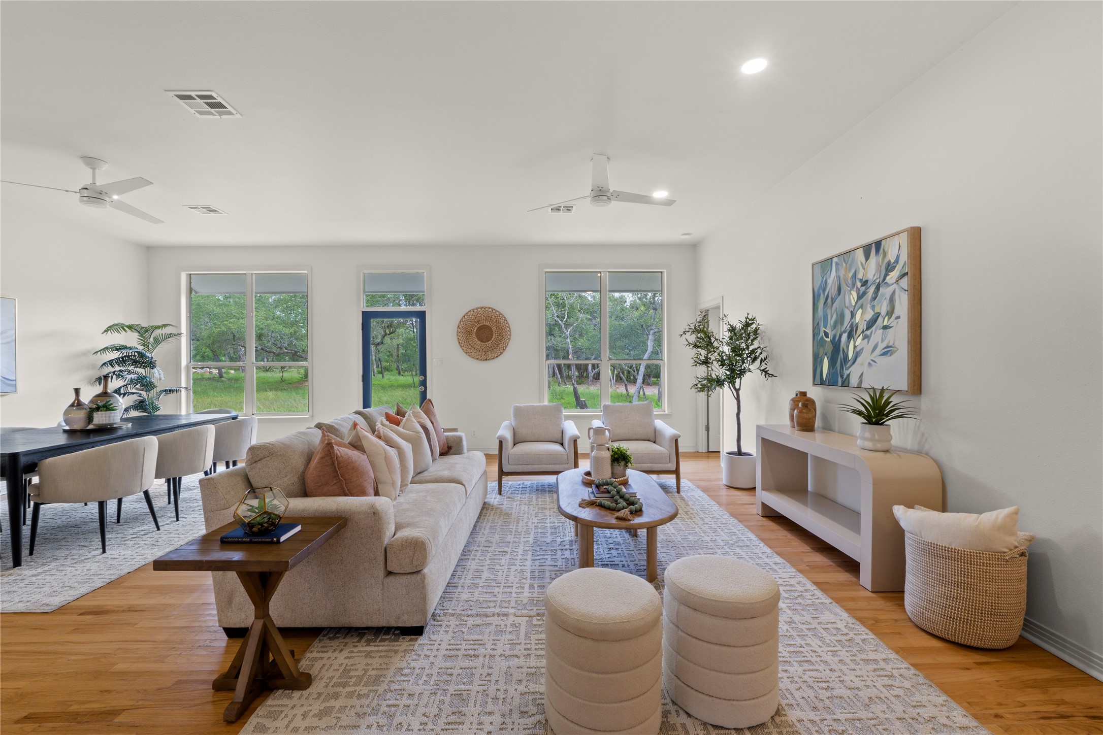 1700 Patterson Road Austin, TX 78733 - Photo 5 of 36 Big living / dining room with door to the back yard