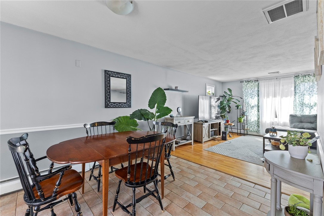 16 Monroe Drive Coventry, RI 02816 - Photo 6 of 20