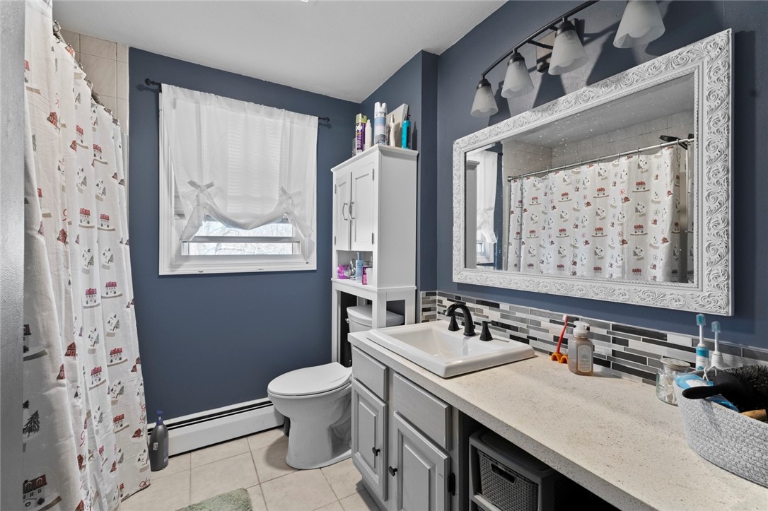 16 Monroe Drive Coventry, RI 02816 - Photo 7 of 20