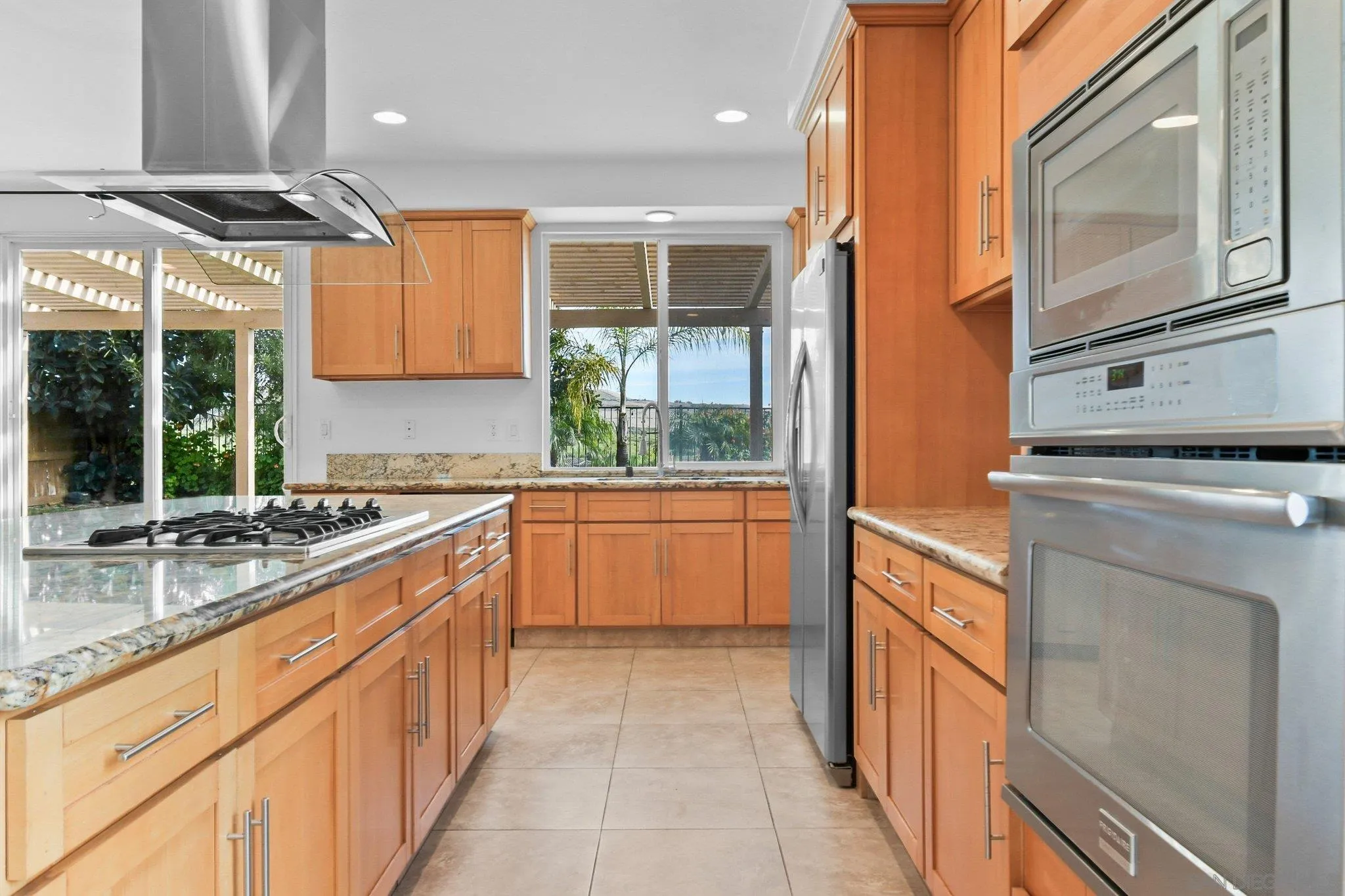 972 Merced River Road Chula Vista, CA 91913 - Photo 11 of 44 Gallery Image 11