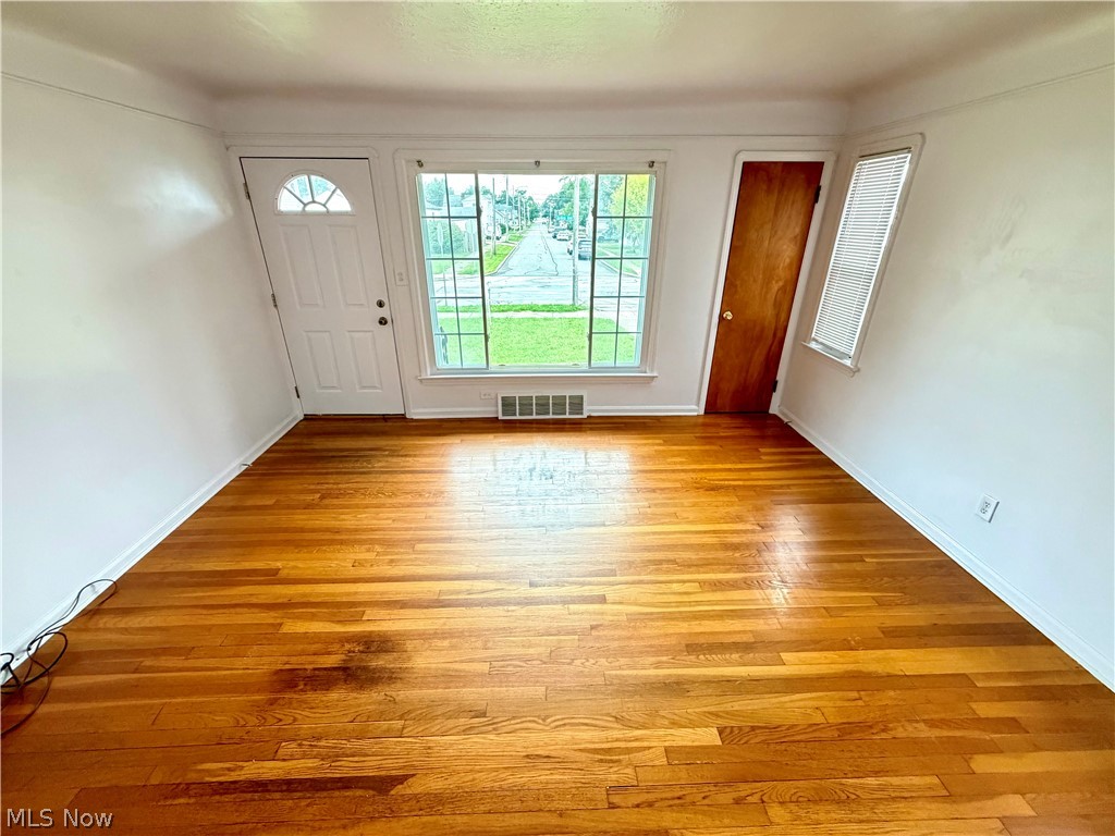7502 Arden Road Parma, OH 44129 - Photo 2 of 21 Gallery Image 2