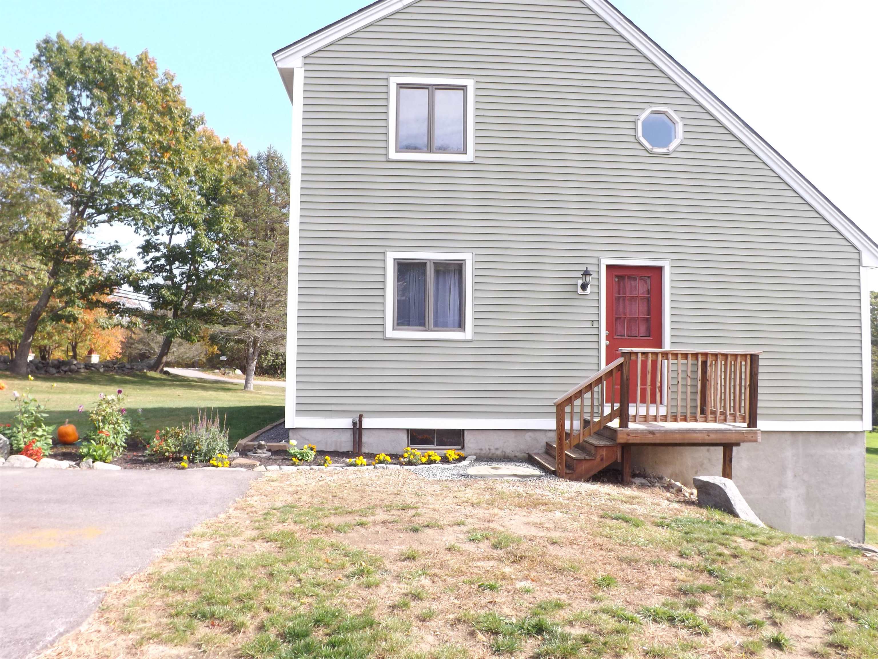 341 Wadleigh Falls Road Newmarket, NH 03857 - Photo 4 of 34 Gallery Image 4