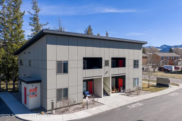 $475,000 | 47 Cedron Road, Unit 15, Victor, ID 83455
