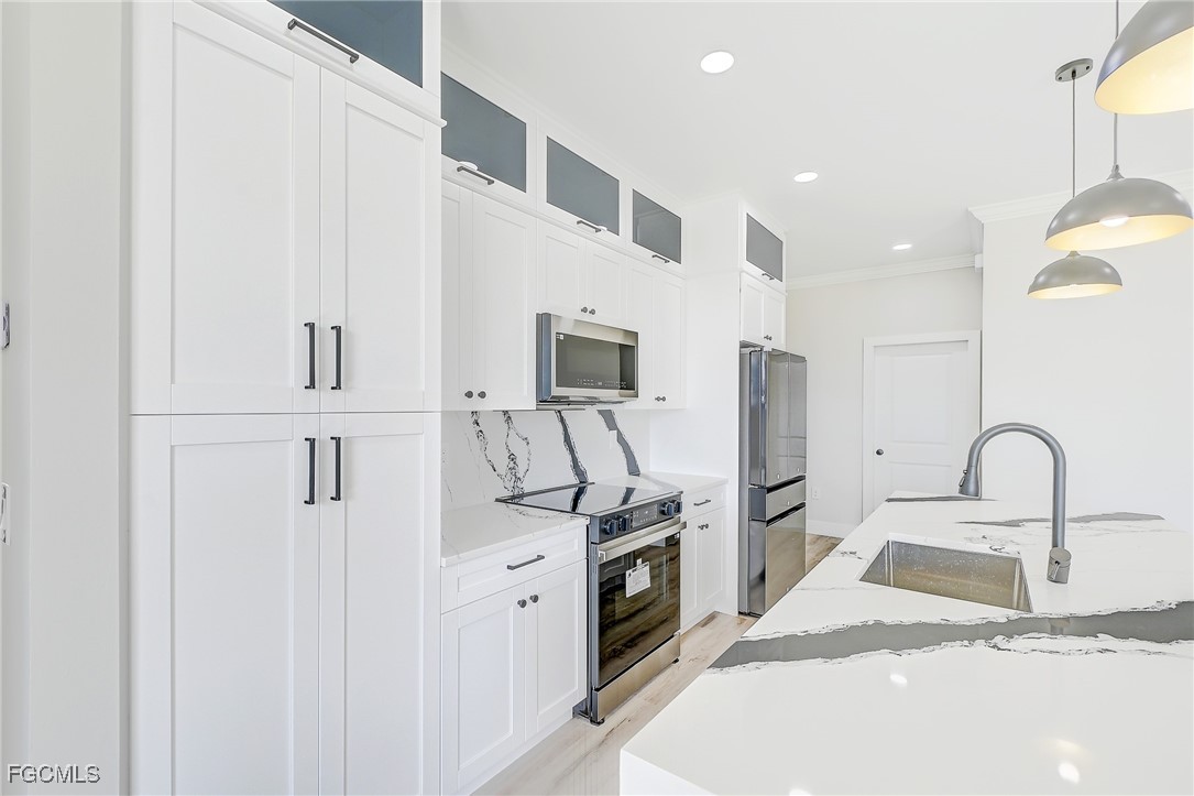 1019 Cedartree Avenue Lehigh Acres, FL 33971 - Photo 14 of 48