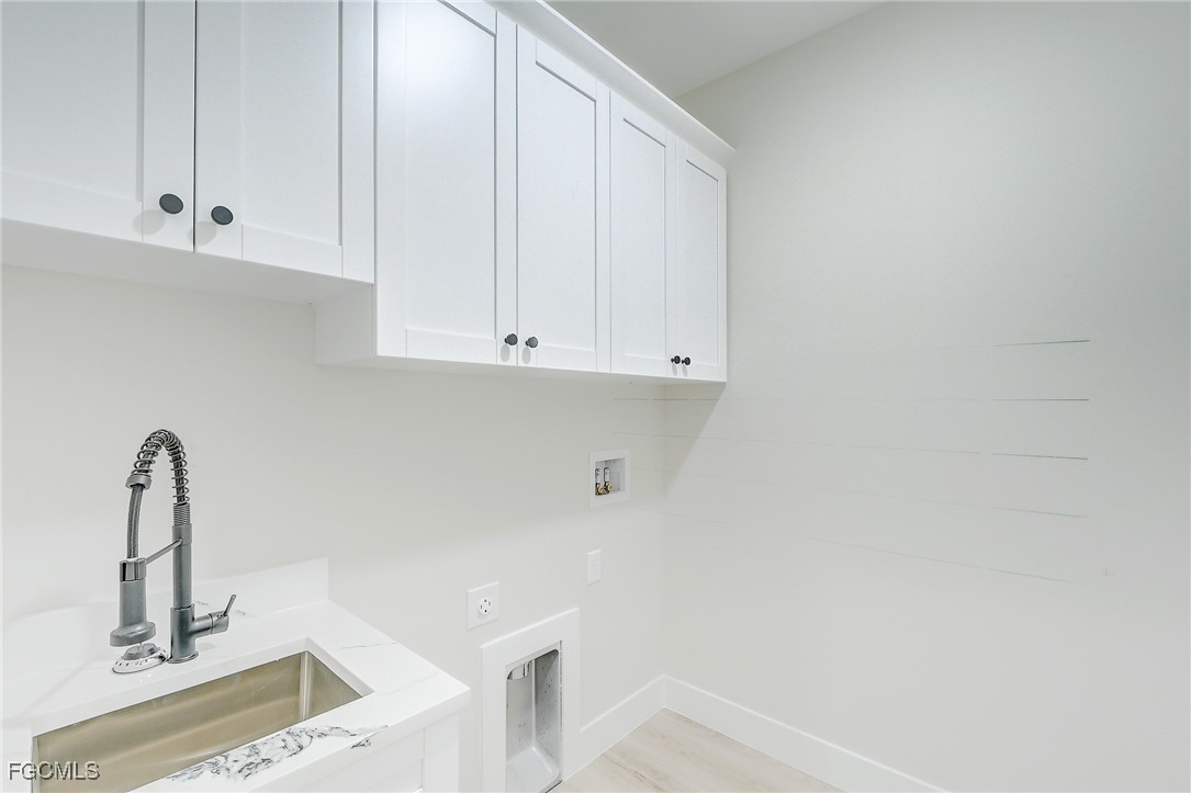 1019 Cedartree Avenue Lehigh Acres, FL 33971 - Photo 37 of 48