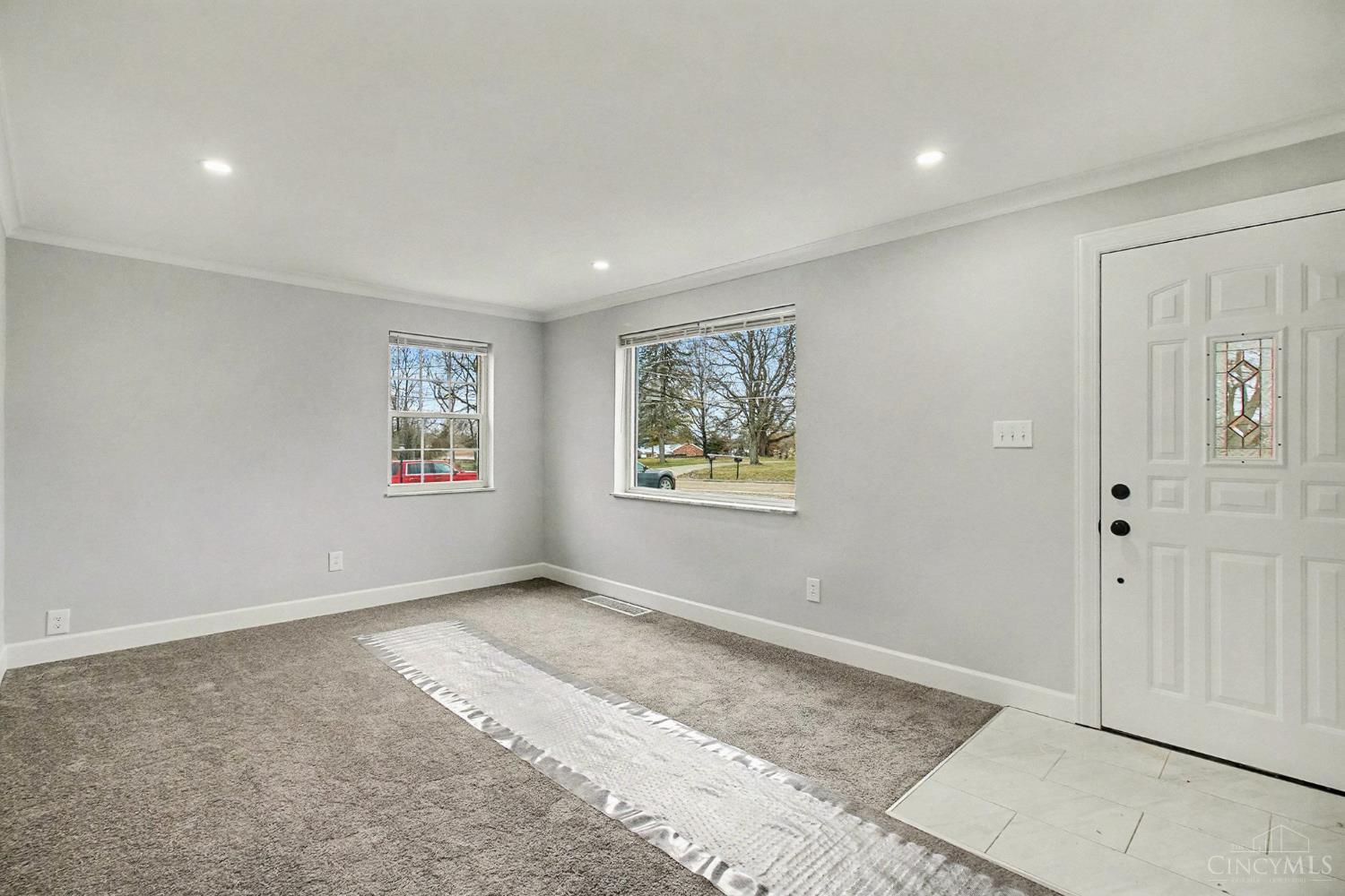 6662 Daleview Road Cincinnati, OH 45247 - Photo 34 of 39 Gallery Image 34