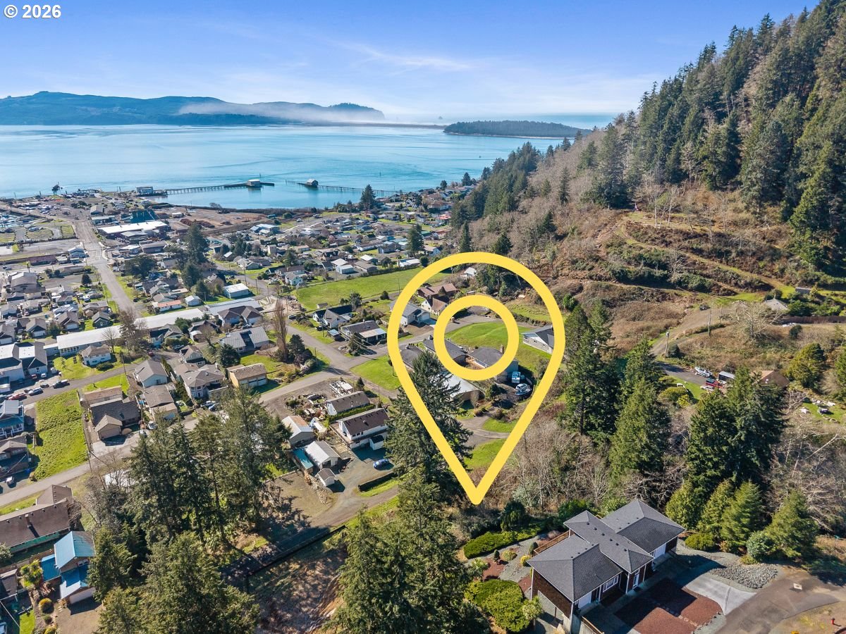 Fir Avenue Garibaldi, OR 97118 - Photo 4 of 13