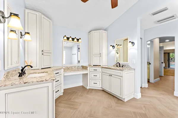 $1,150,000 | 1711 Flamevine Place, Malabar, FL 32950
