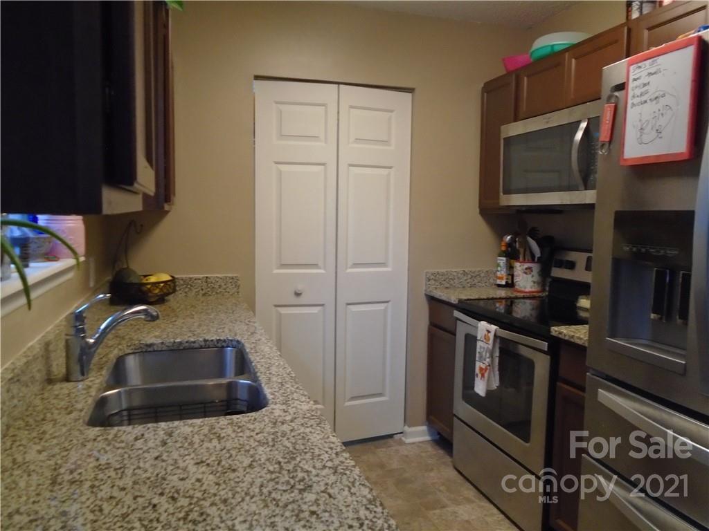 239 Forest Pond Road Kannapolis, NC 28083 - Photo 13 of 32 Gallery Image 13
