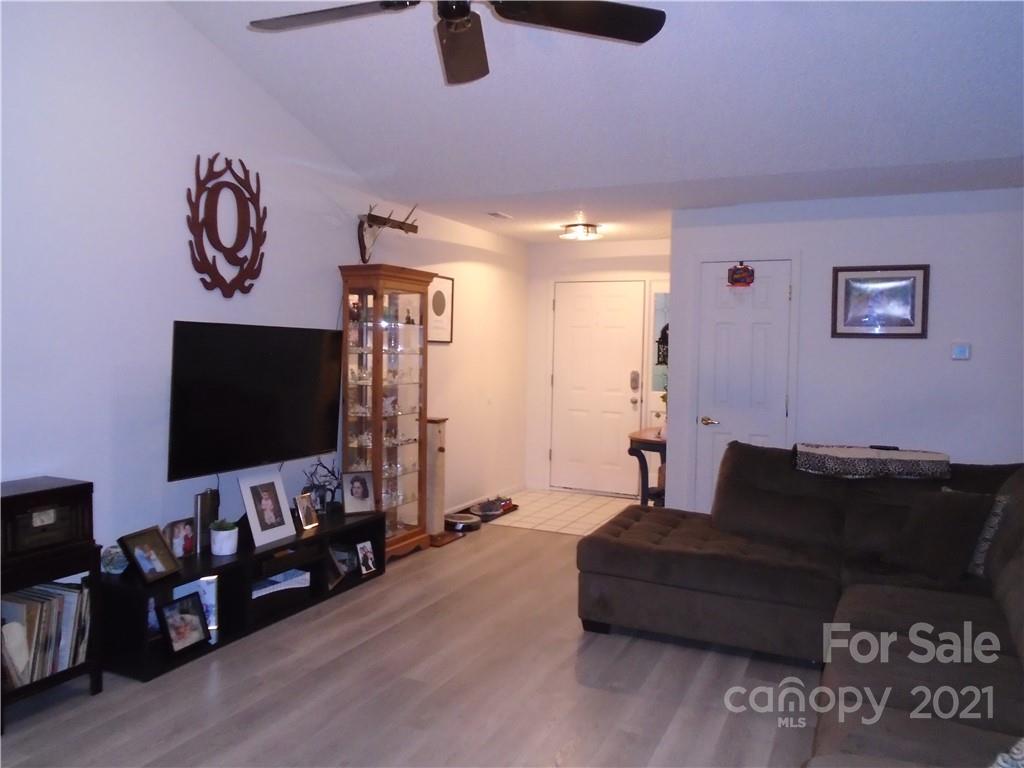 239 Forest Pond Road Kannapolis, NC 28083 - Photo 8 of 32 Gallery Image 8