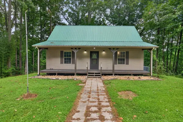$279,900 | 147 Ray Lane, Gainesboro, TN 38562