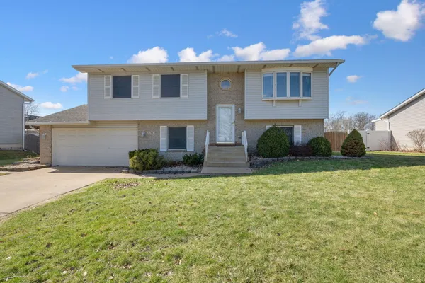 $364,900 | 8676 Fulton Place, Crown Point, IN 46307