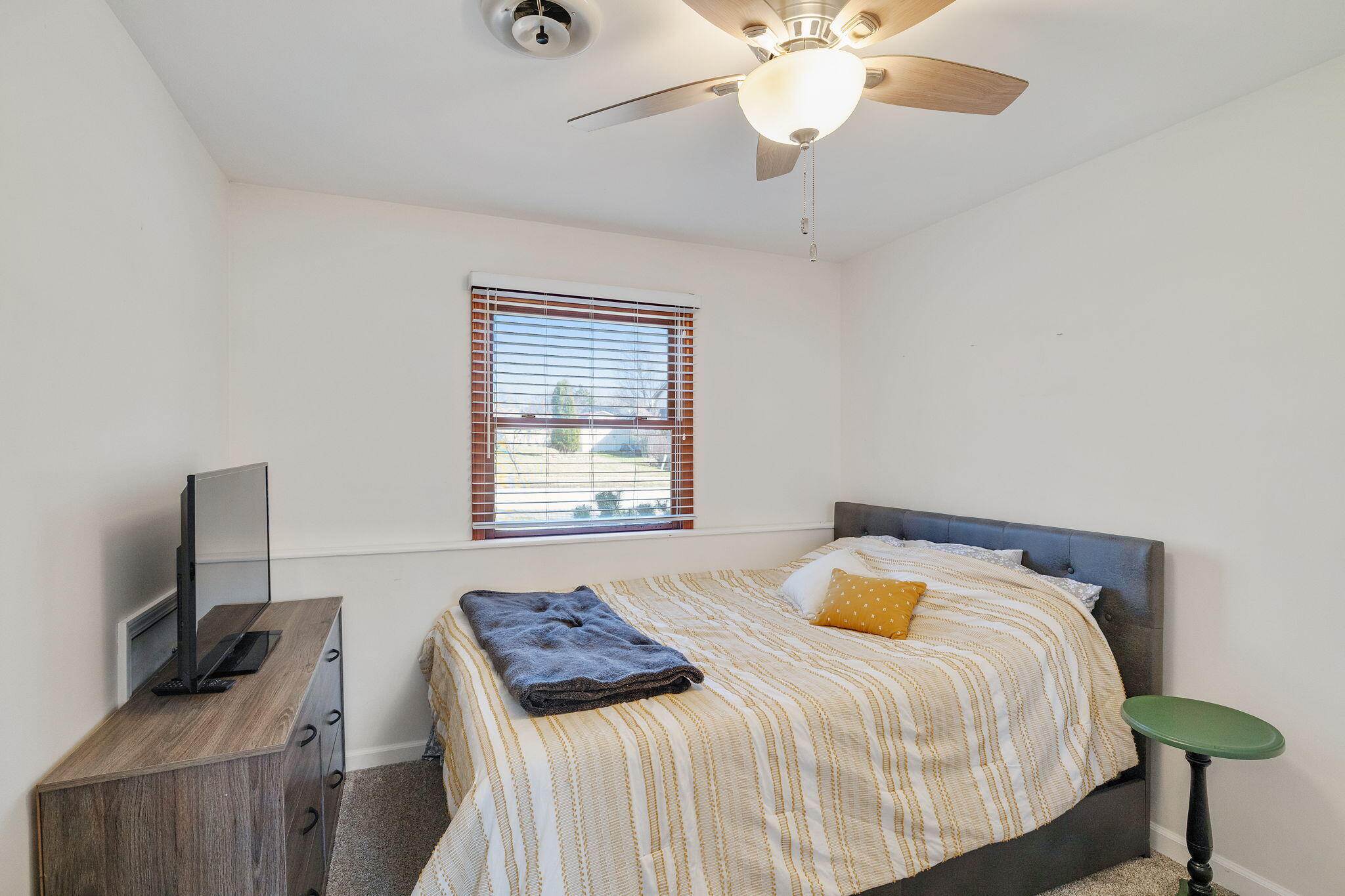 8676 Fulton Place Crown Point, IN 46307 - Photo 11 of 19 2048x1365
