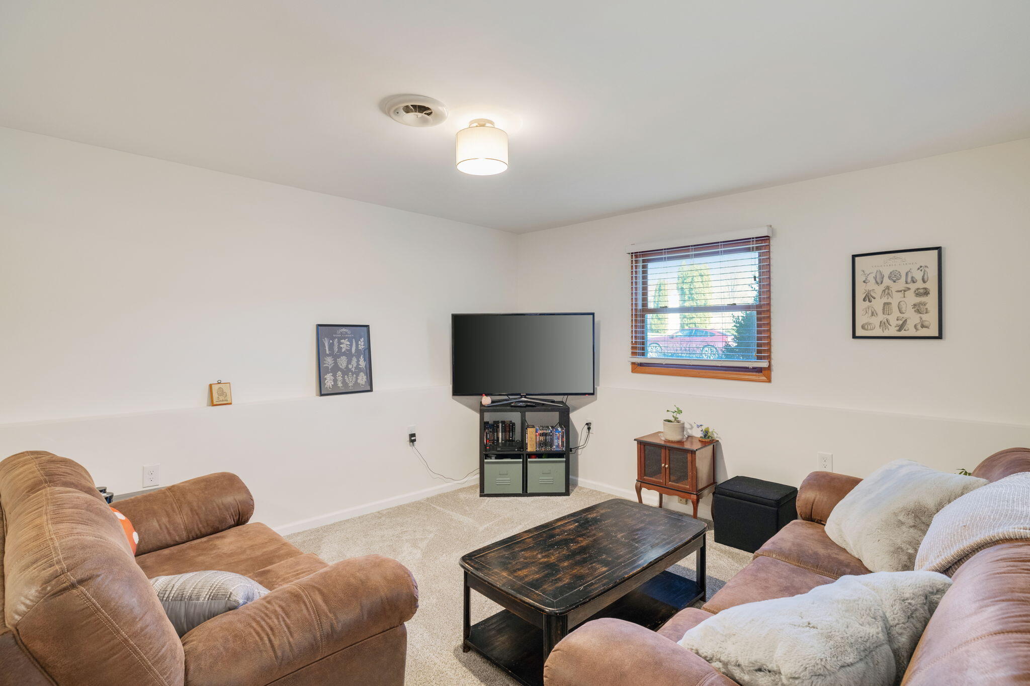 8676 Fulton Place Crown Point, IN 46307 - Photo 14 of 19 2048x1365