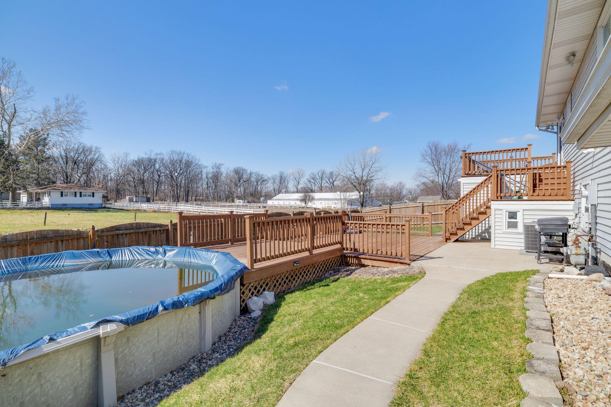8676 Fulton Place Crown Point, IN 46307 - Photo 16 of 19 2048x1365