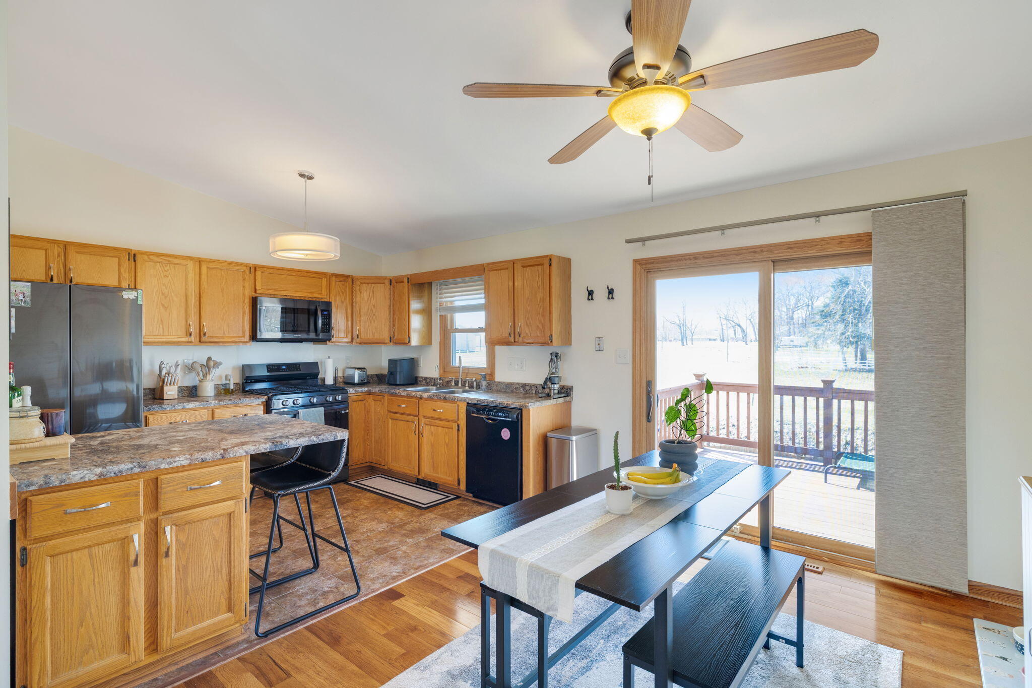8676 Fulton Place Crown Point, IN 46307 - Photo 5 of 19 2048x1365