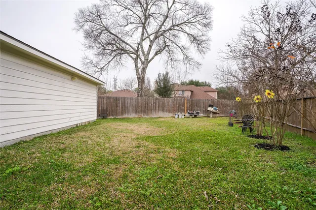 $2,800 | 2730 Briarloch Lane, Houston, TX 77073