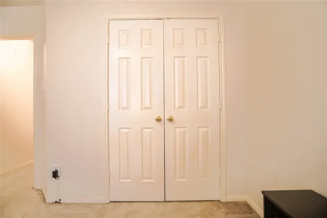 $2,800 | 2730 Briarloch Lane, Houston, TX 77073