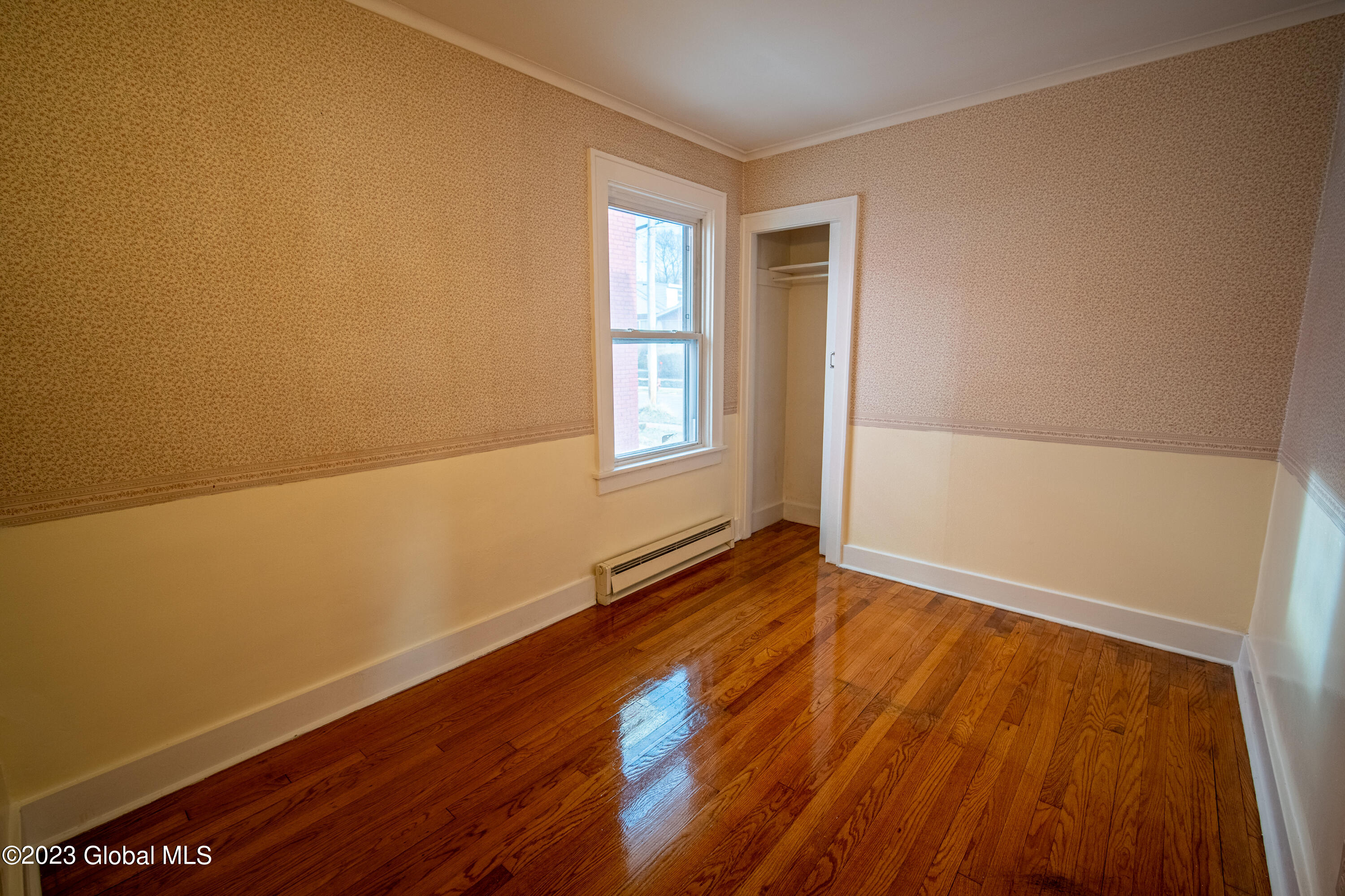 2025 Lenox Road Schenectady, NY 12308 - Photo 7 of 22 2025_Lenox-13