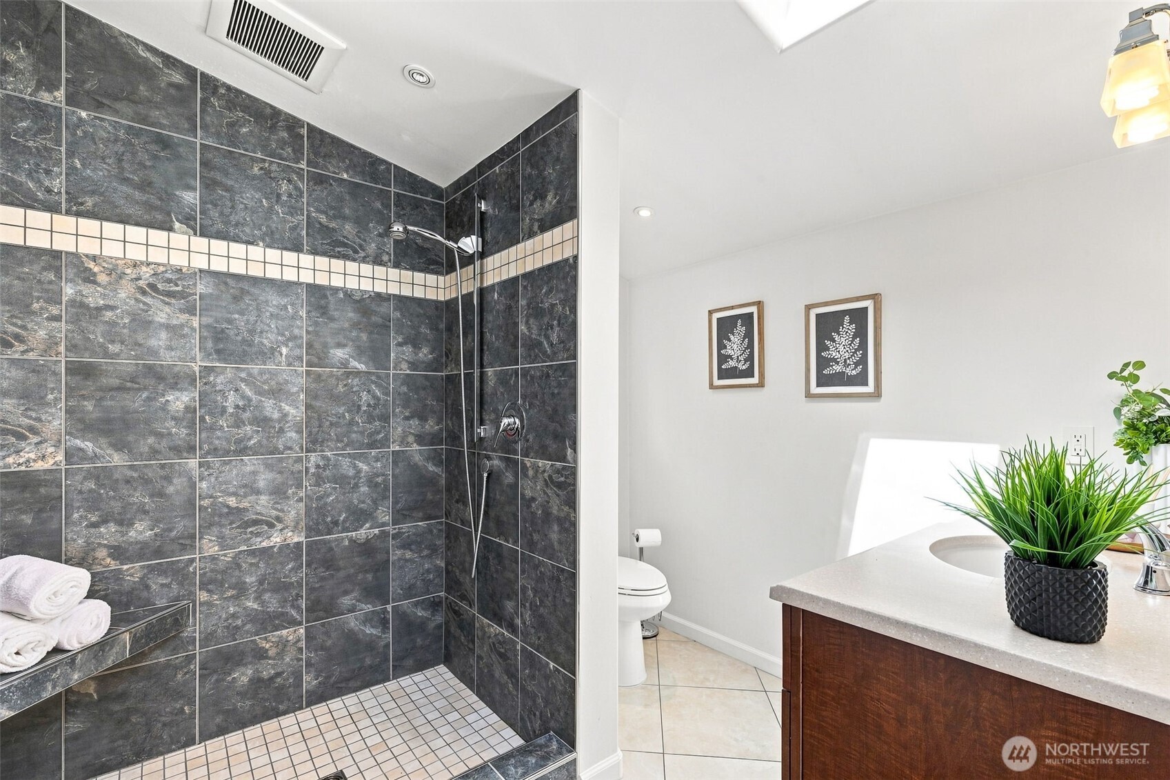 1116 North 76th Street Seattle, WA 98103 - Photo 15 of 29 Gallery Image 15